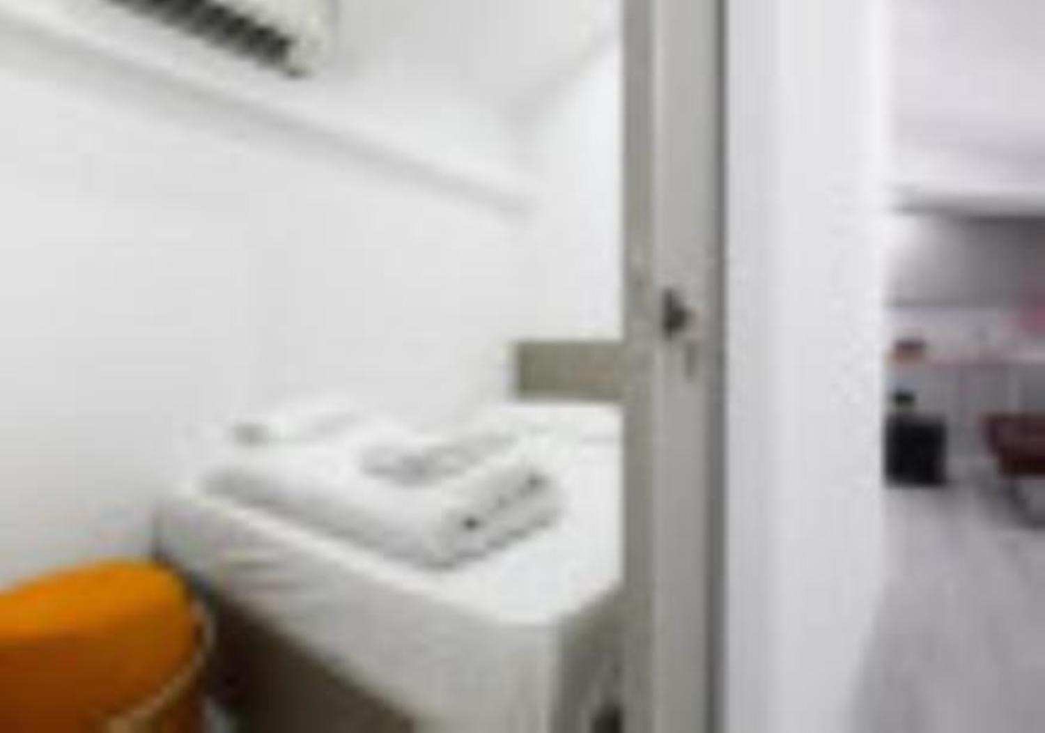 Hotel kapsul Circular House 2*